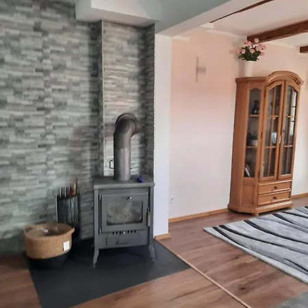 Haus アパート Rauschenbach